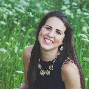 Meet your Posher, Lucy